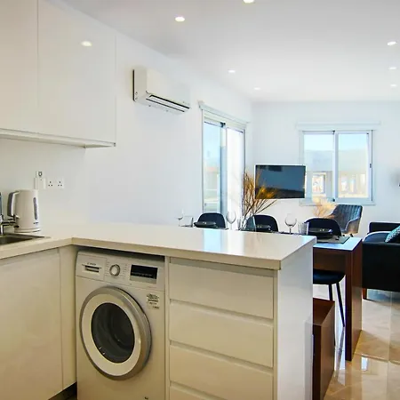 Apartmán Phaedrus Living Seaside Lighthouse 70 Paphos