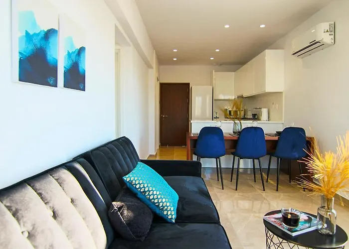 Phaedrus Living Seaside Lighthouse 70 Apartamento Paphos